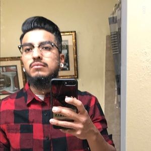 Meet your Posher, Julio